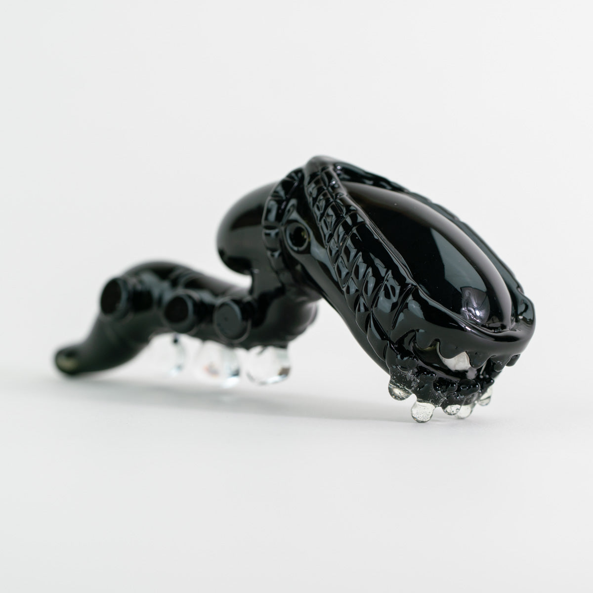Empire Glassworks 'Alien' Glow-In-The-Dark Hand Pipe