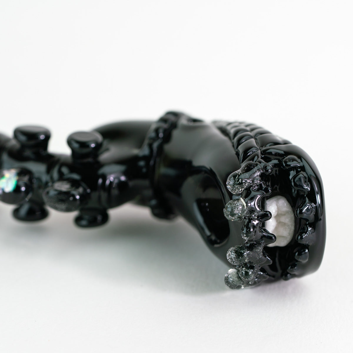 Empire Glassworks 'Alien' Glow-In-The-Dark Hand Pipe